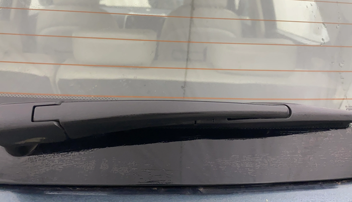 2021 Mahindra XUV300 W8 (O) 1.5 DIESEL, Diesel, Manual, 32,332 km, Rear Wiper