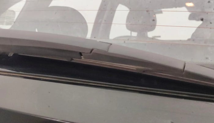 2023 Hyundai NEW I20 ASTA (O) 1.2 AT, Petrol, Automatic, 17,581 km, Rear Wiper