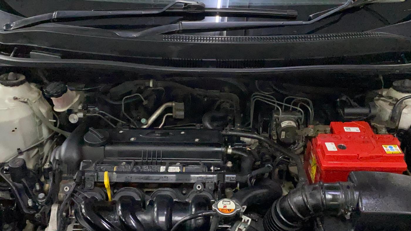 2015 Hyundai Verna FLUIDIC 4S 1.6 VTVT S(O), Petrol, Manual, 77,566 km, Engine View