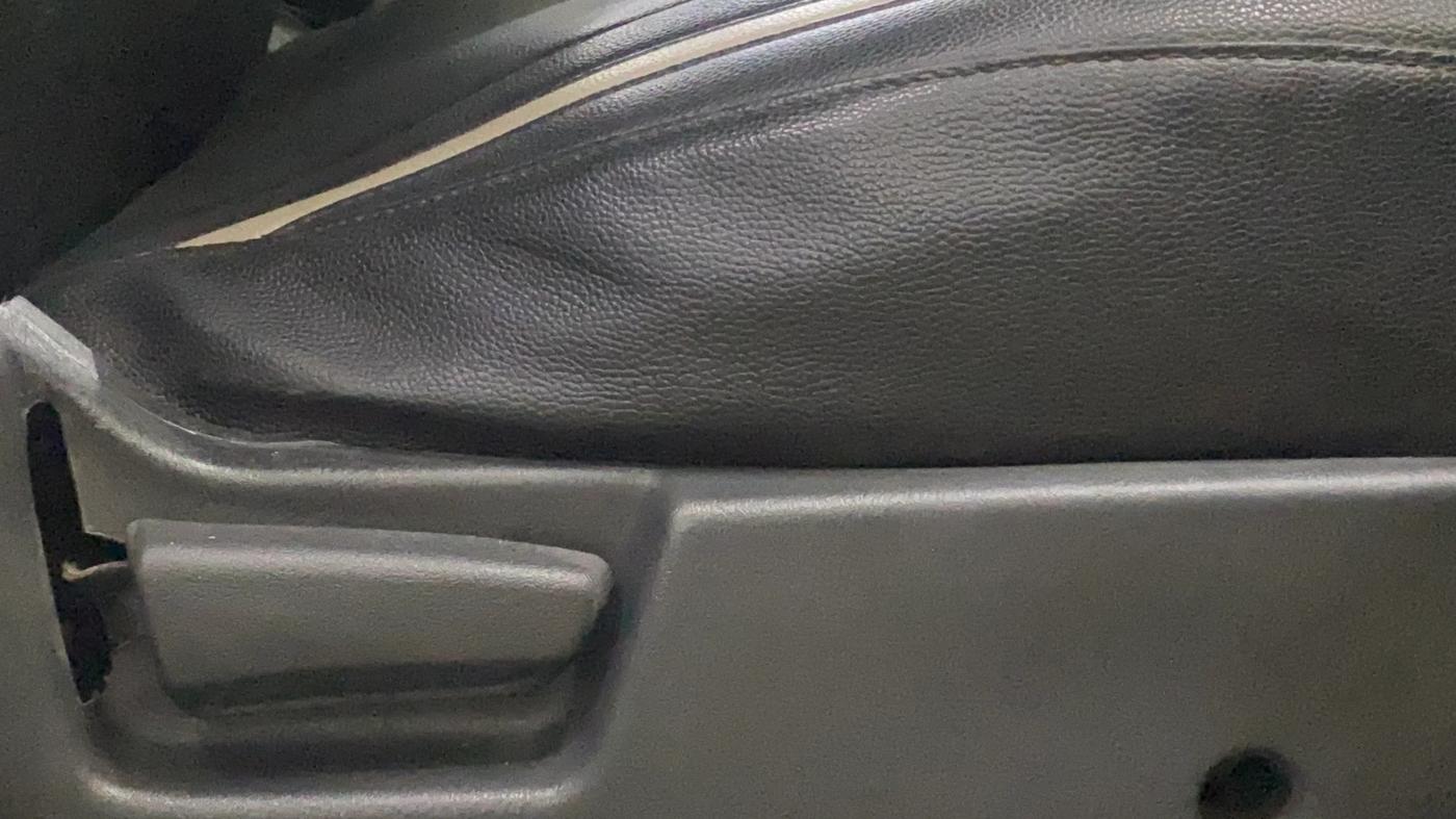 2018 Maruti Alto K10 VXI, Petrol, Manual, 57,348 km, Driver Side Adjustment Panel