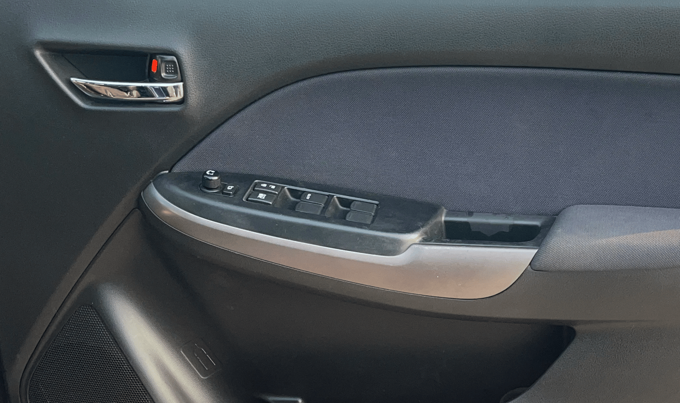 2019 Maruti Baleno ALPHA PETROL 1.2, Petrol, Manual, 1,05,514 km, Driver Side Door Panels Control