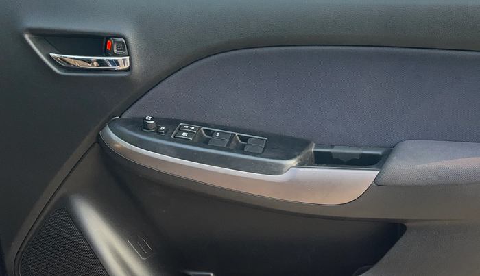 2019 Maruti Baleno ALPHA PETROL 1.2, Petrol, Manual, 1,05,514 km, Driver Side Door Panels Control