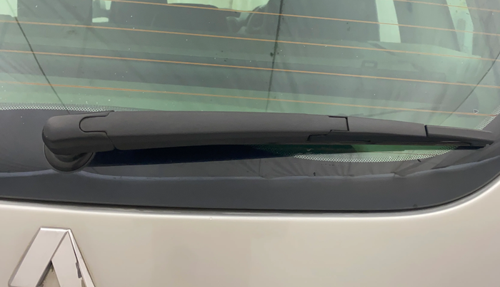 2015 Renault Duster 110 PS RXL DIESEL, Diesel, Manual, 1,04,256 km, Rear Wiper