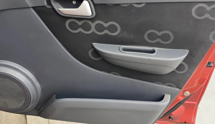 2015 Maruti Alto 800 LXI, Petrol, Manual, 19,547 km, Driver Side Door Panels Control