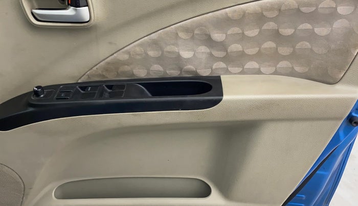 2017 Maruti Celerio ZXI AMT, Petrol, Automatic, 37,810 km, Driver Side Door Panels Control