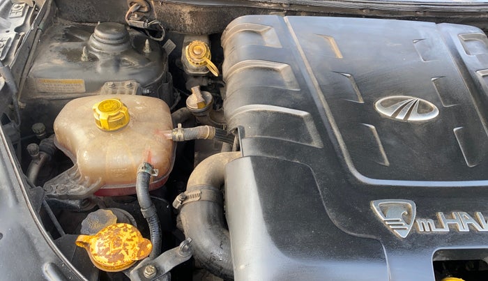 2016 Mahindra XUV500 W6, Diesel, Manual, 84,507 km, Engine View - Right