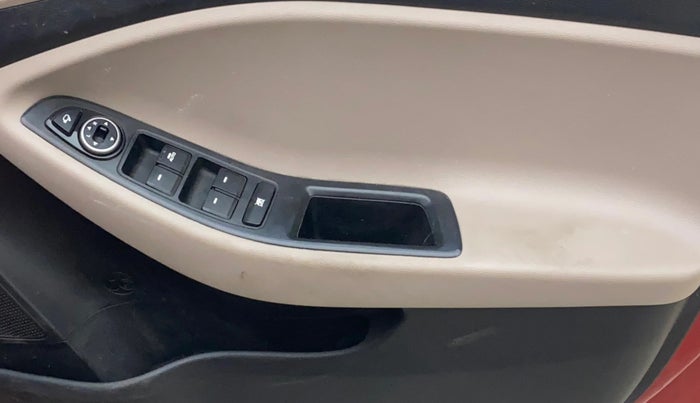 2015 Hyundai Elite i20 ASTA 1.4 CRDI, Diesel, Manual, 37,505 km, Driver Side Door Panels Control