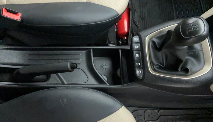 2021 Hyundai NEW SANTRO SPORTZ EXECUTIVE CNG, CNG, Manual, 21,577 km, Gear Lever