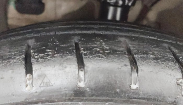 2015 Hyundai i20 Active 1.2 S, Petrol, Manual, 28,985 km, Left Front Tyre Tread