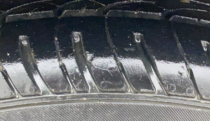 2018 Tata Tiago XT PETROL, Petrol, Manual, 90,040 km, Right Rear Tyre Tread