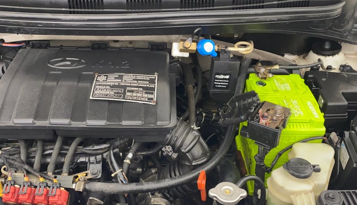 2015 Hyundai Grand i10 ASTA AT 1.2 KAPPA VTVT, CNG, Automatic, 1,24,302 km, Engine View - Left