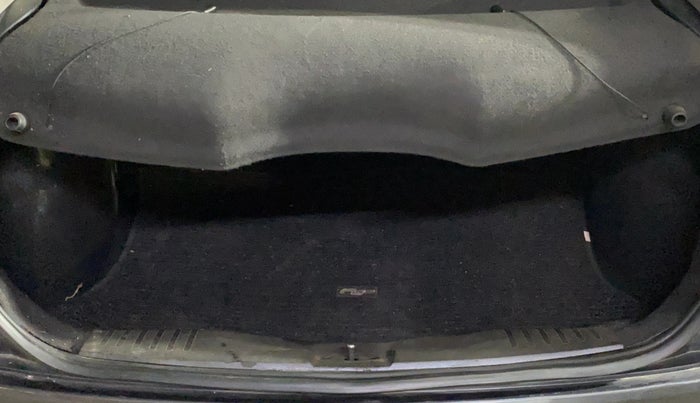 2014 Ford Figo TITANIUM 1.4 DIESEL, Diesel, Manual, 83,885 km, Boot Inside