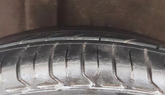 2016 Honda Jazz 1.2L I-VTEC VX, Petrol, Manual, 57,482 km, Right Rear Tyre Tread