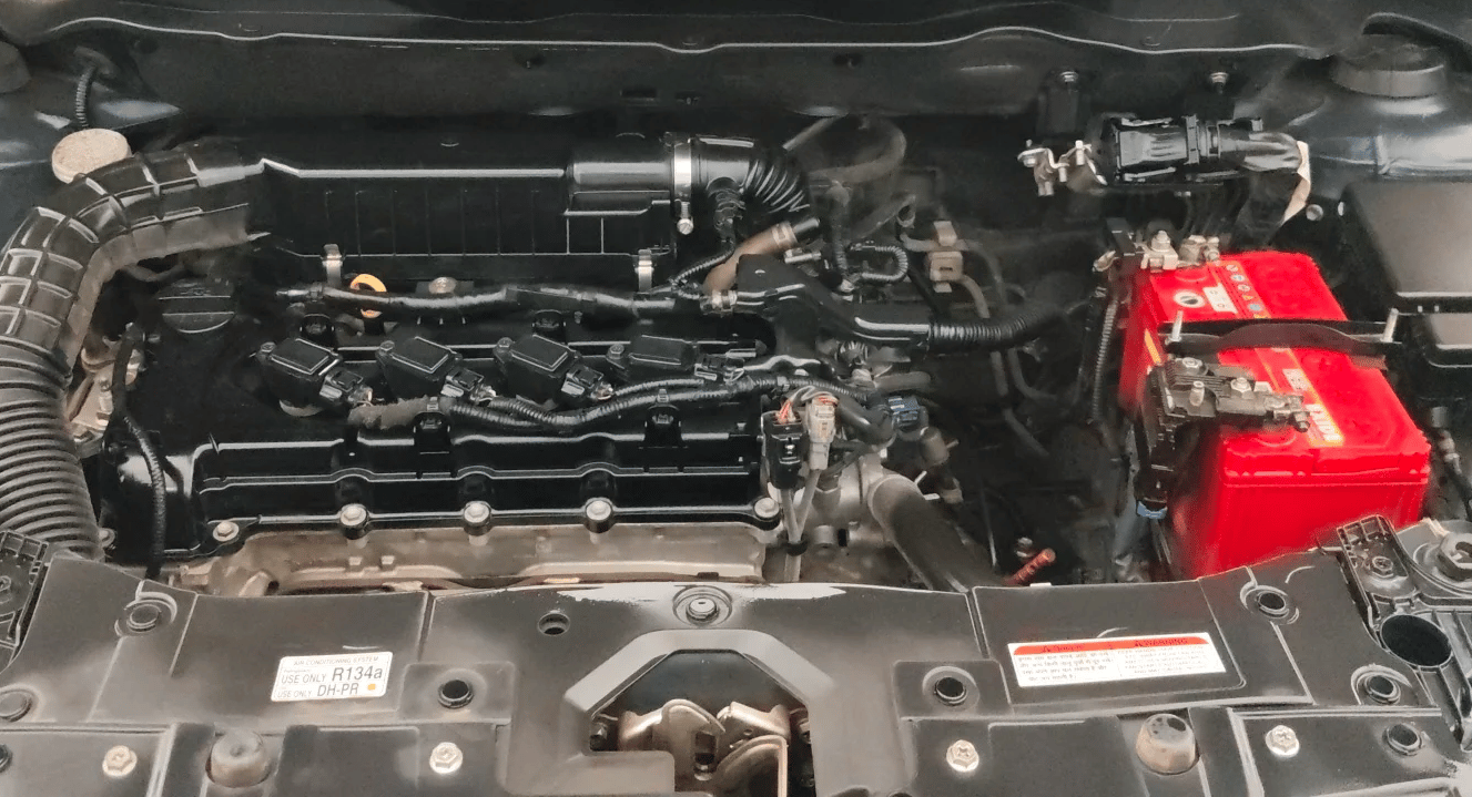 2019 Maruti XL6 ALPHA AT, Petrol, Automatic, 1,36,526 km, Engine View
