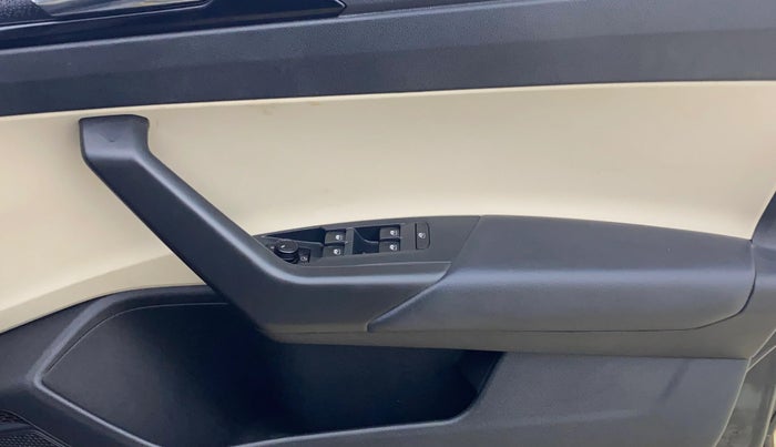 2022 Skoda SLAVIA STYLE 1.5L TSI DSG, Petrol, Automatic, 36,151 km, Driver Side Door Panels Control