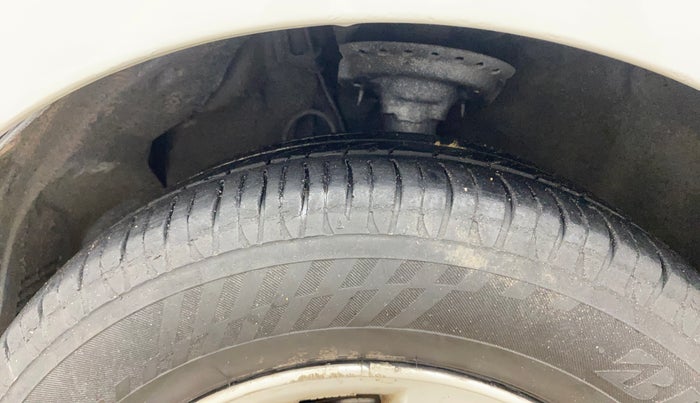 2014 Hyundai Elite i20 ASTA 1.2, Petrol, Manual, 66,959 km, Left Front Tyre Tread