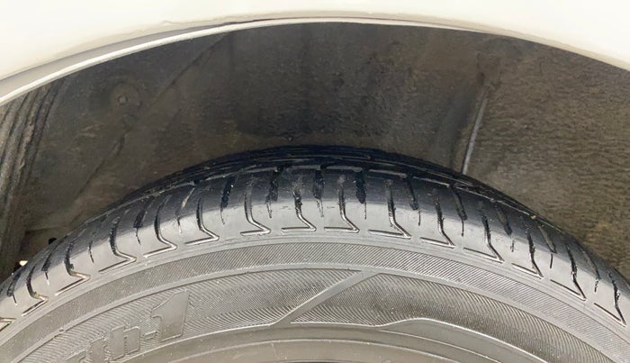 2014 Hyundai Elite i20 ASTA 1.2, Petrol, Manual, 66,959 km, Right Rear Tyre Tread