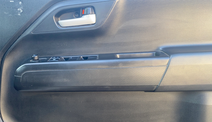 2023 Maruti New Wagon-R VXI 1.0, Petrol, Manual, 34,597 km, Driver Side Door Panels Control