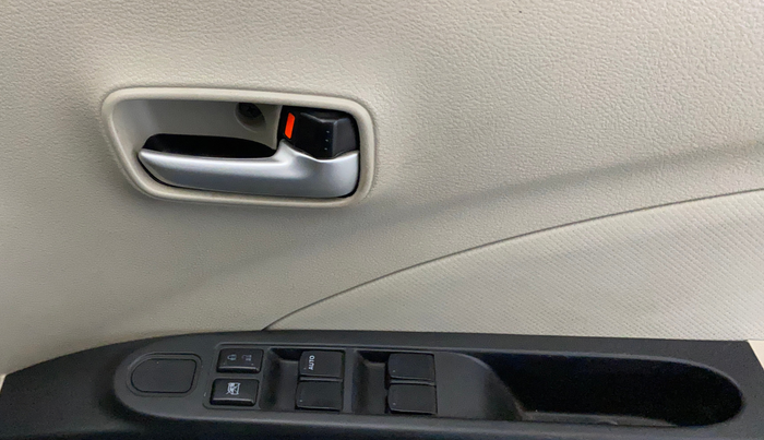 2018 Maruti Celerio VXI AMT, Petrol, Automatic, 63,081 km, Driver Side Door Panels Control