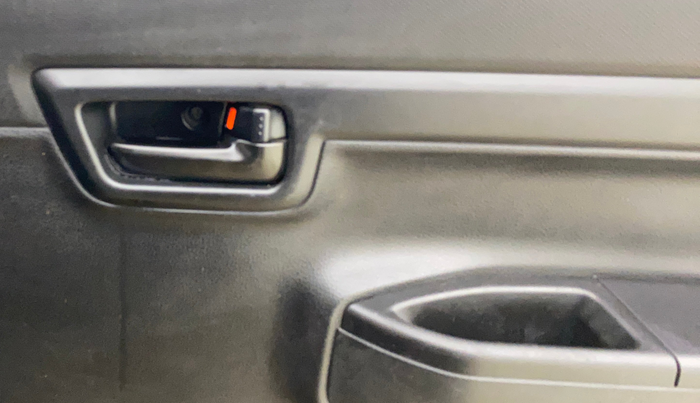 2021 Maruti S PRESSO VXI+, Petrol, Manual, 45,113 km, Driver Side Door Panels Control