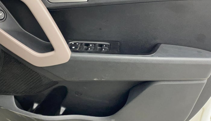 2019 Hyundai Creta SX AT 1.6 PETROL, Petrol, Automatic, 50,768 km, Driver Side Door Panels Control