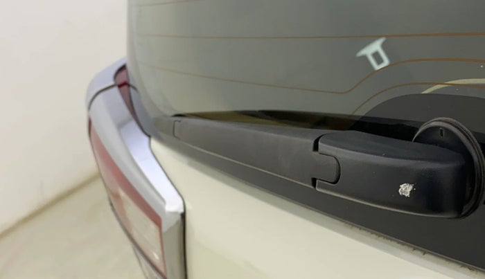 2017 Toyota Innova Crysta 2.4 VX 7 STR, Diesel, Manual, 77,856 km, Rear Wiper