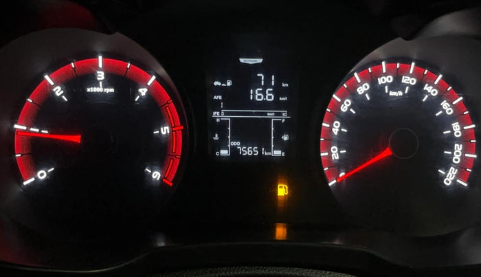 2020 Mahindra XUV300 W4 1.5 DIESEL, Diesel, Manual, 75,621 km, Odometer Image