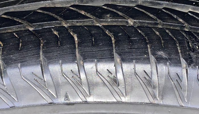 2021 Tata Safari XZA PLUS, Diesel, Automatic, 37,329 km, Right Rear Tyre Tread