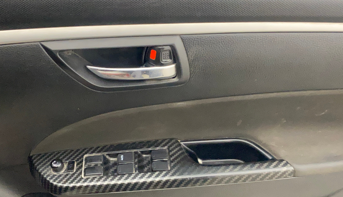 2016 Maruti Swift VDI, Diesel, Manual, 89,132 km, Driver Side Door Panels Control