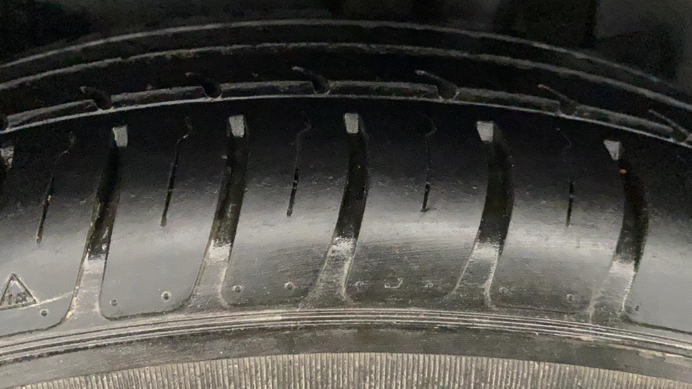 2021 Maruti Dzire VXI, Petrol, Manual, 34,645 km, Left Rear Tyre Tread