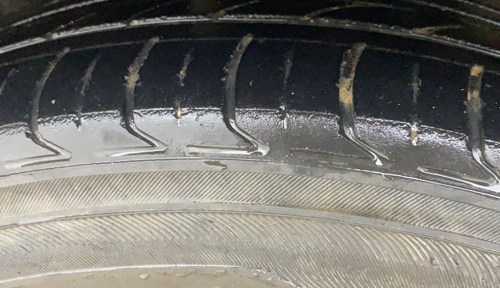 2019 MG HECTOR SHARP 2.0 DIESEL, Diesel, Manual, 70,930 km, Left Front Tyre Tread