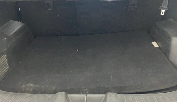 2019 MG HECTOR SHARP 2.0 DIESEL, Diesel, Manual, 70,930 km, Boot Inside