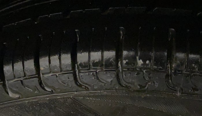 2022 Maruti Alto LXI OPT CNG, CNG, Manual, 60,783 km, Left Rear Tyre Tread