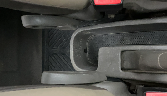 2012 Hyundai i10 ERA 1.1, Petrol, Manual, 61,944 km, Driver Side Adjustment Panel