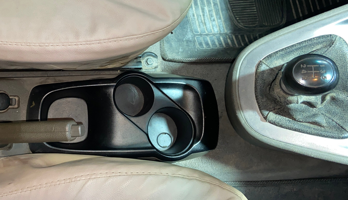 2012 Hyundai i10 ERA 1.1, Petrol, Manual, 61,944 km, Gear Lever