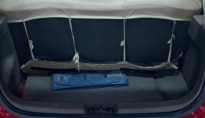 2012 Hyundai i10 ERA 1.1, Petrol, Manual, 61,944 km, Boot Inside