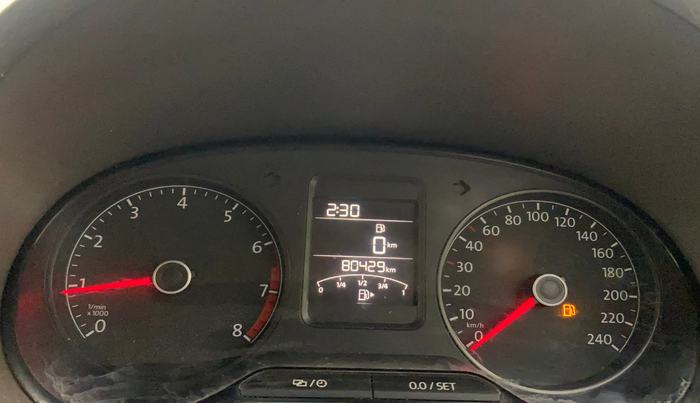 2016 Volkswagen Vento HIGHLINE 1.6 MPI, Petrol, Manual, 80,398 km, Odometer Image