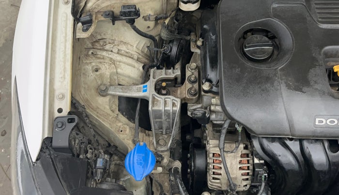 2017 Hyundai New Elantra 2.0 SX(O) AT PETROL, Petrol, Automatic, 75,804 km, Engine View - Right