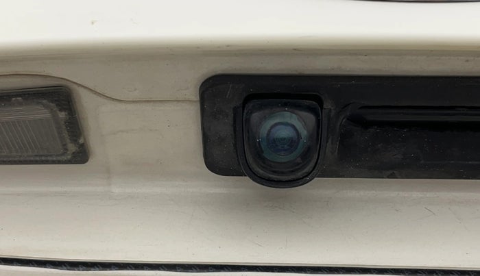 2017 Hyundai New Elantra 2.0 SX(O) AT PETROL, Petrol, Automatic, 75,804 km, Parking Camera