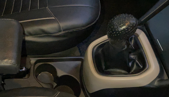 2014 Hyundai Xcent S 1.2, Petrol, Manual, 77,084 km, Gear Lever