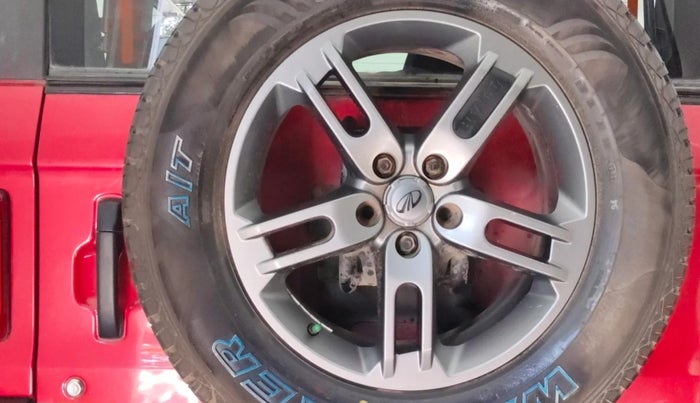 2021 Mahindra Thar LX HT PETROL 4WD MT, Petrol, Manual, 81,382 km, Spare Tyre