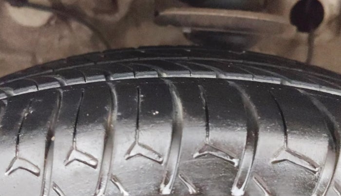 2020 Maruti S PRESSO VXI PLUS AMT, Petrol, Automatic, 95,321 km, Left Front Tyre Tread