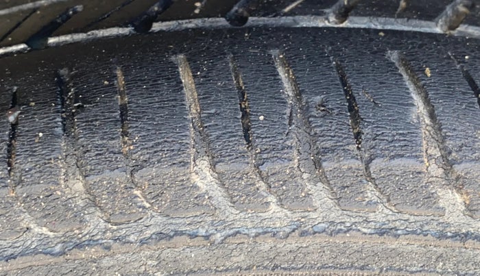 2024 Hyundai NEW I20 ASTA (O) 1.2 MT, Petrol, Manual, 37,493 km, Left Rear Tyre Tread