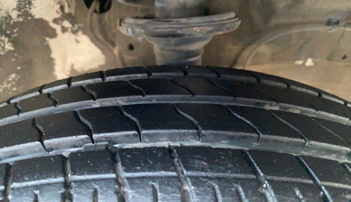 2022 Maruti S PRESSO VXI (O), Petrol, Manual, 9,139 km, Right Front Tyre Tread