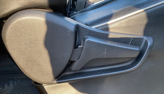 2022 Maruti S PRESSO VXI (O), Petrol, Manual, 9,139 km, Driver Side Adjustment Panel