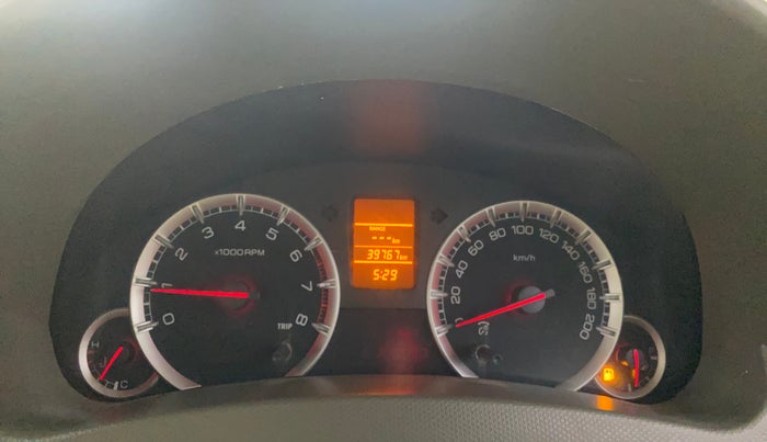 2016 Maruti Ertiga VXI, Petrol, Manual, 39,738 km, Odometer Image