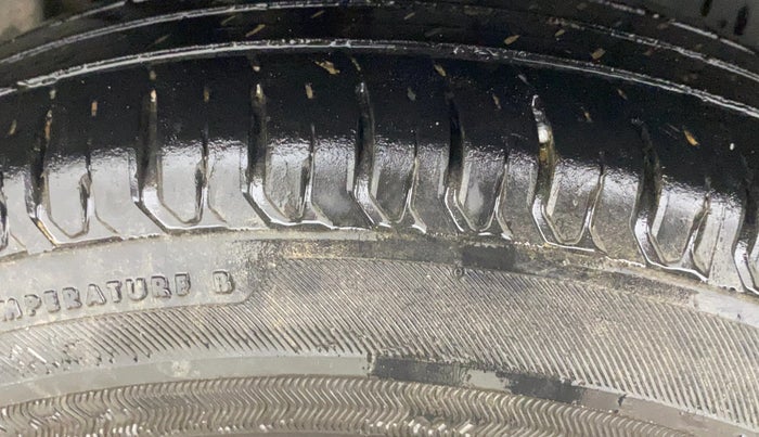 2019 Maruti Dzire VXI, Petrol, Manual, 71,902 km, Right Rear Tyre Tread