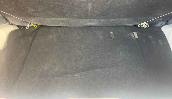 2018 Hyundai Eon ERA +, Petrol, Manual, 67,262 km, Boot Inside