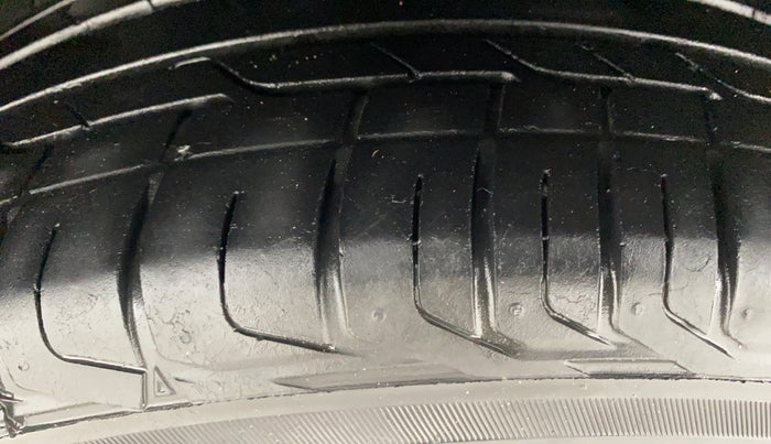 2020 Tata NEXON XZ PLUS PETROL, Petrol, Manual, 40,018 km, Left Front Tyre Tread