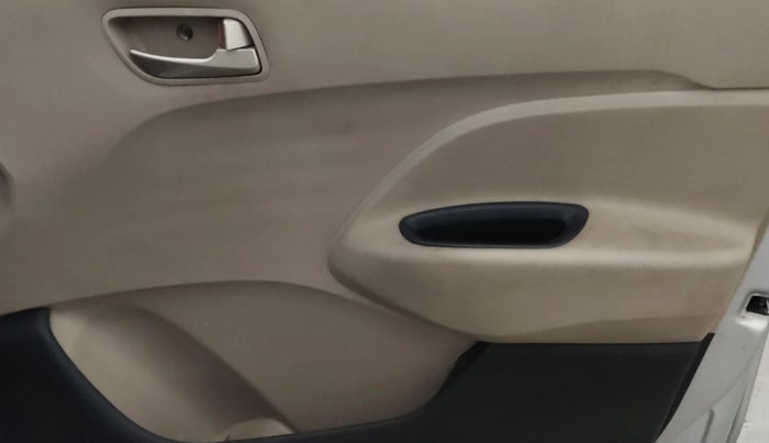 2019 Hyundai NEW SANTRO SPORTZ CNG, CNG, Manual, 99,995 km, Driver Side Door Panels Control